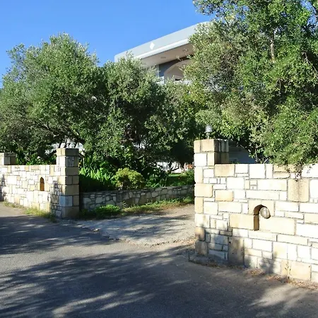 Village Drapanias Apartamento *